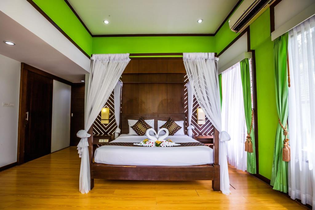 Phi Phi Andaman Beach Resort Bagian luar foto